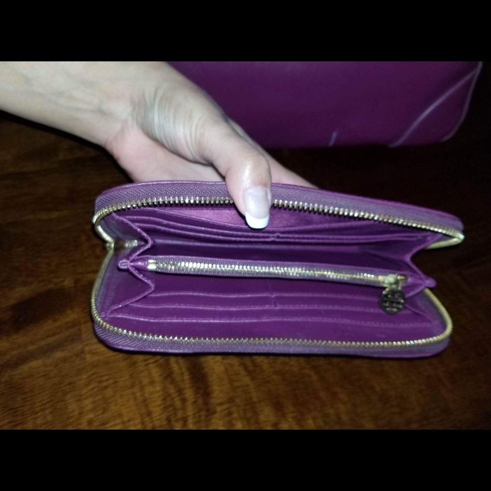 Tory Burch - Picture 2 of 8